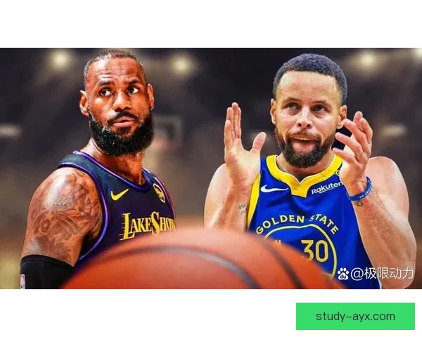 勒布朗复出助湖人终结连败 詹姆斯赛季新高携手戴维斯击败勇士