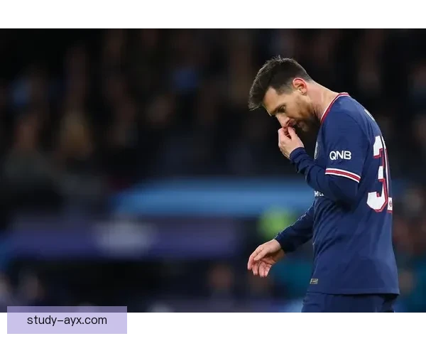 梅西复出助力巴黎连胜 曼联不敌曼城遭遇连败 梅西复出助力巴黎连胜 曼联不敌曼城遭遇连败