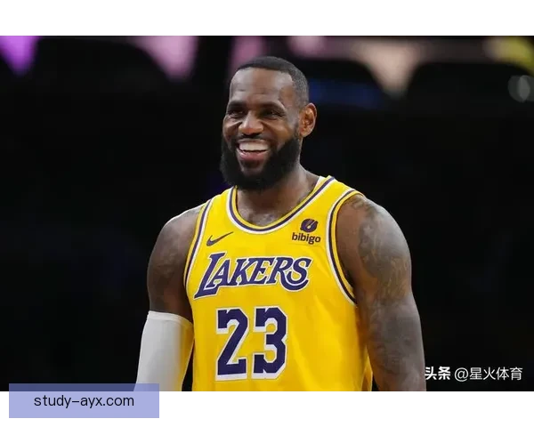 NBA最新动态：詹姆斯复出领衔湖人迎战勇士 状元郎大放异彩引爆全场