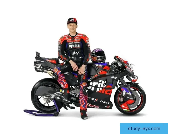 MotoGP赛季最新动态：各大车队赛前准备及新车亮相引关注