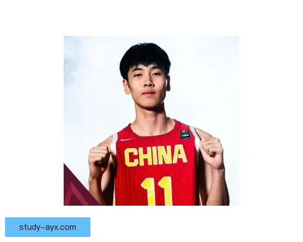 中国男篮世预赛再创佳绩 全队团结拼搏展现新风采