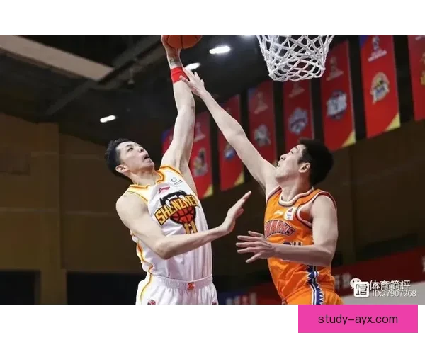 豪门对决引爆转会市场风云新星崛起与老将谢幕交织的赛季焦点观察